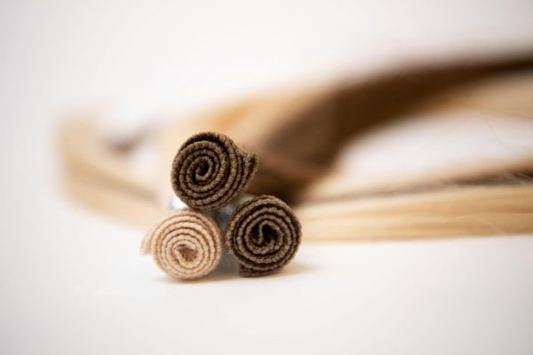 Loxxie 22" Flat Bonded Weft Salted Caramel 55 Grams - Image 3