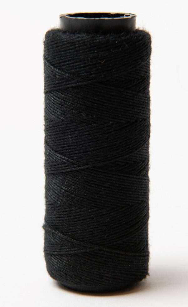 Loxxie Black Weaving Thread
